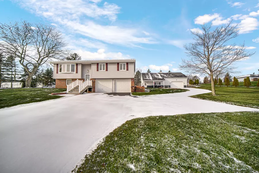 11764 White Oak Avenue, Cedar Lake, IN 46303