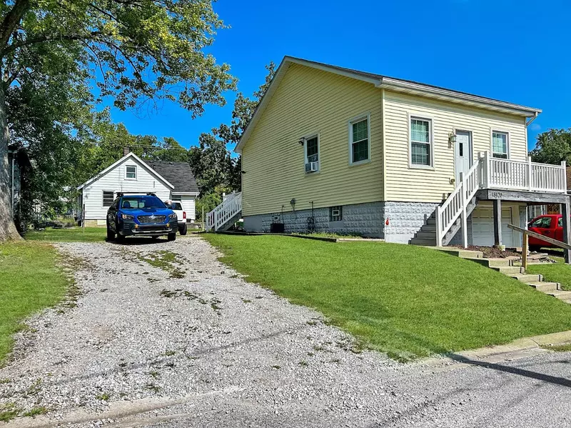 13120 Harding Boulevard, Cedar Lake, IN 46303