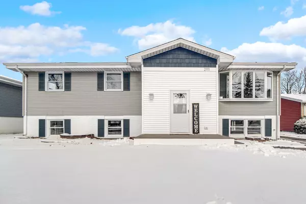2111 44th Street,  Highland,  IN 46322
