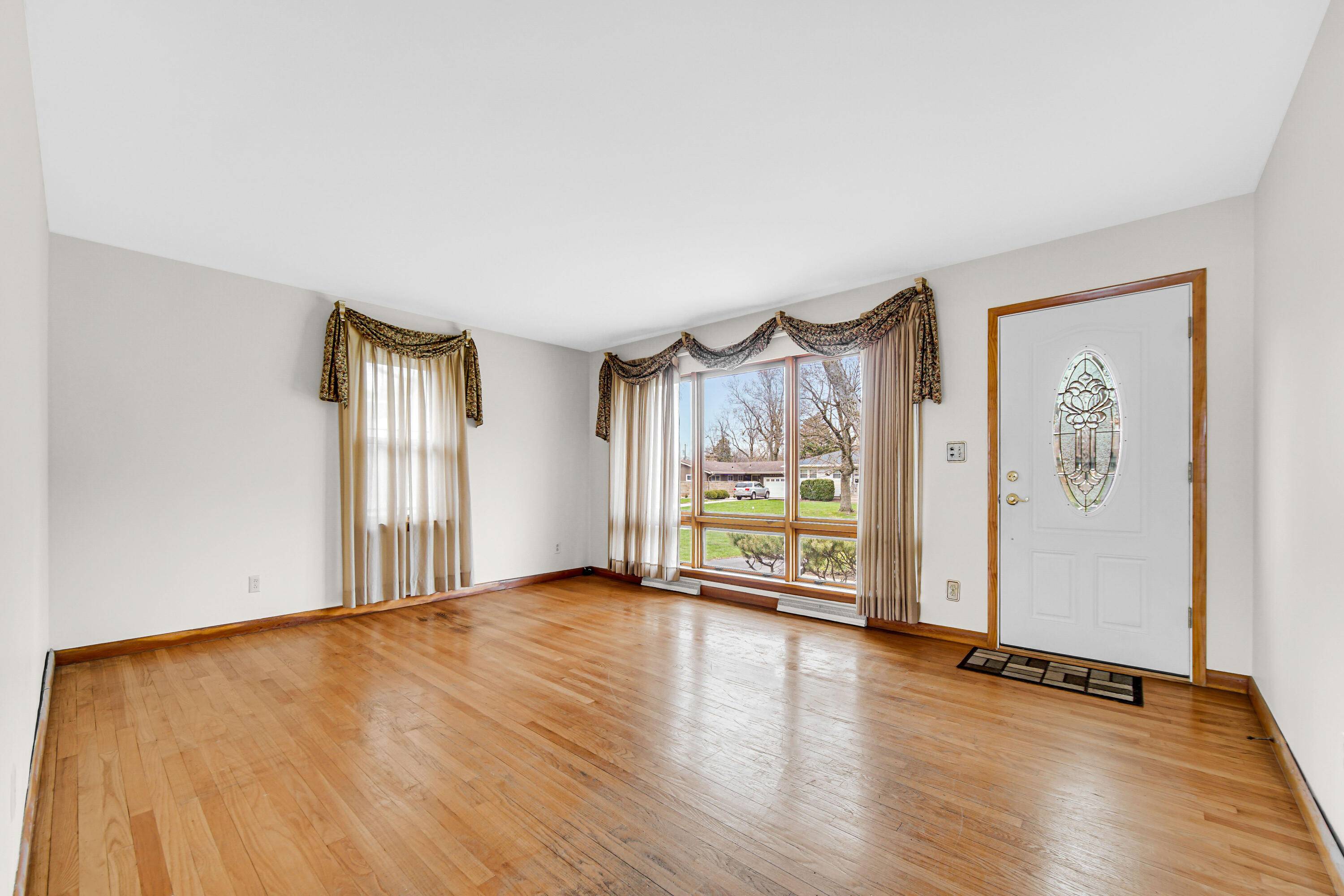 Munster, IN 46321,8148 Kooy Drive