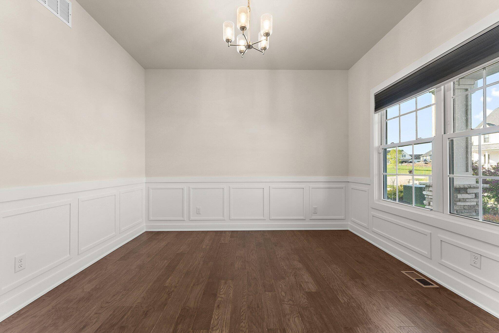 Chesterton, IN 46304,2116 Redwood Lane