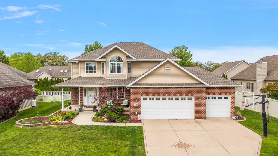 12552 Pennsylvania Place, Crown Point, IN 46307