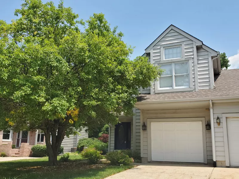 3808 Chimney Hill Drive, Valparaiso, IN 46383