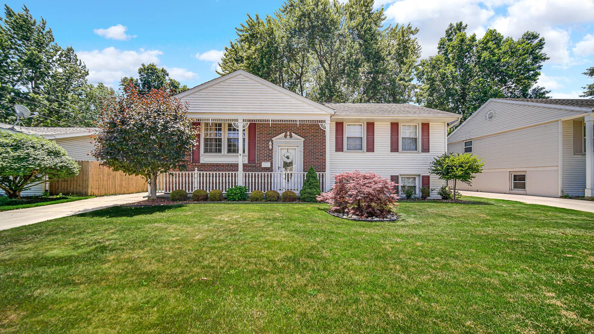 315 W 8th Place, Hobart, IN 46342