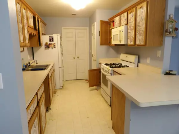 Hobart, IN 46342,777 Hidden Oak Trail #2a