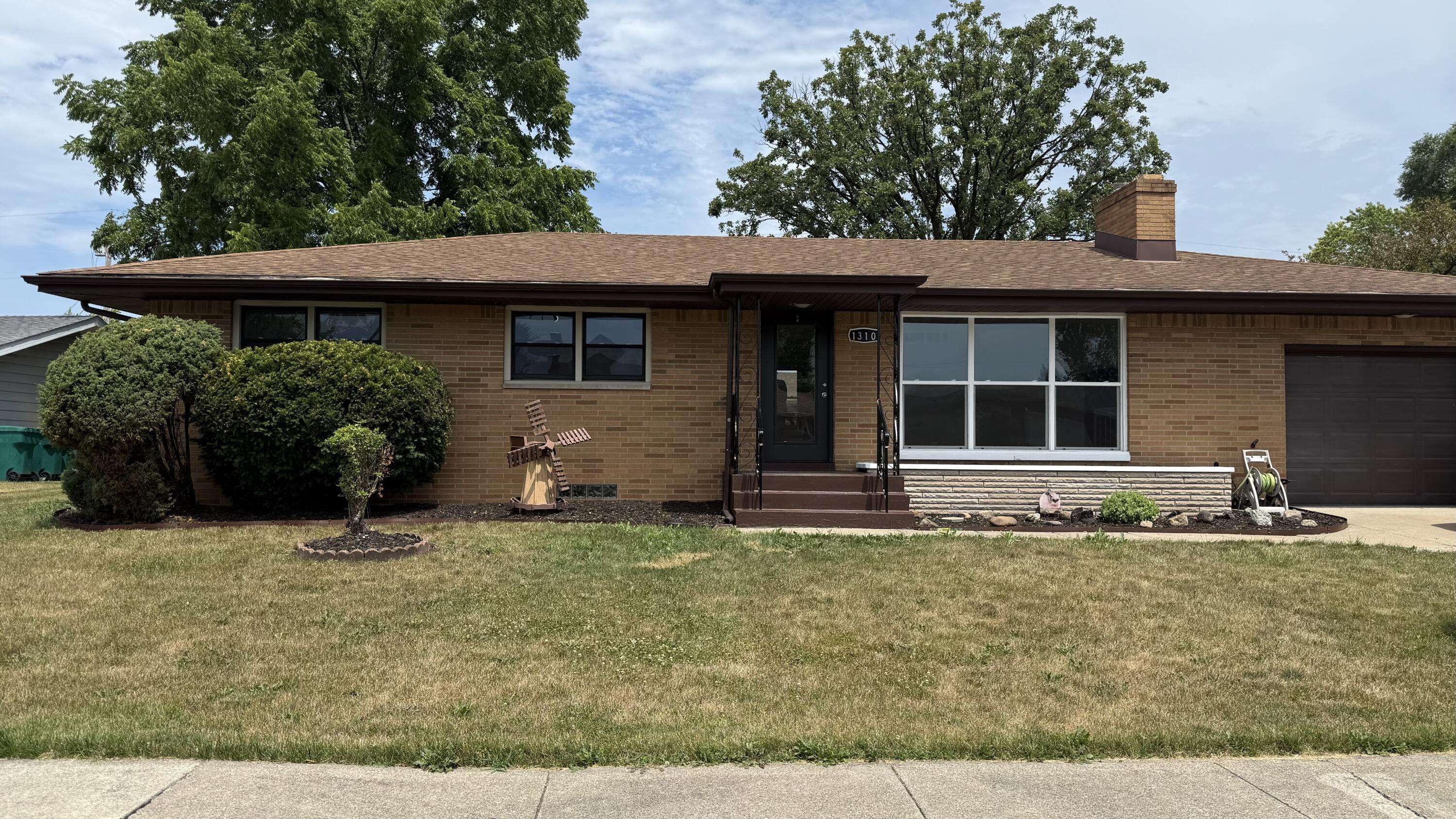 1310 Orchard Drive, Merrillville, IN 46410