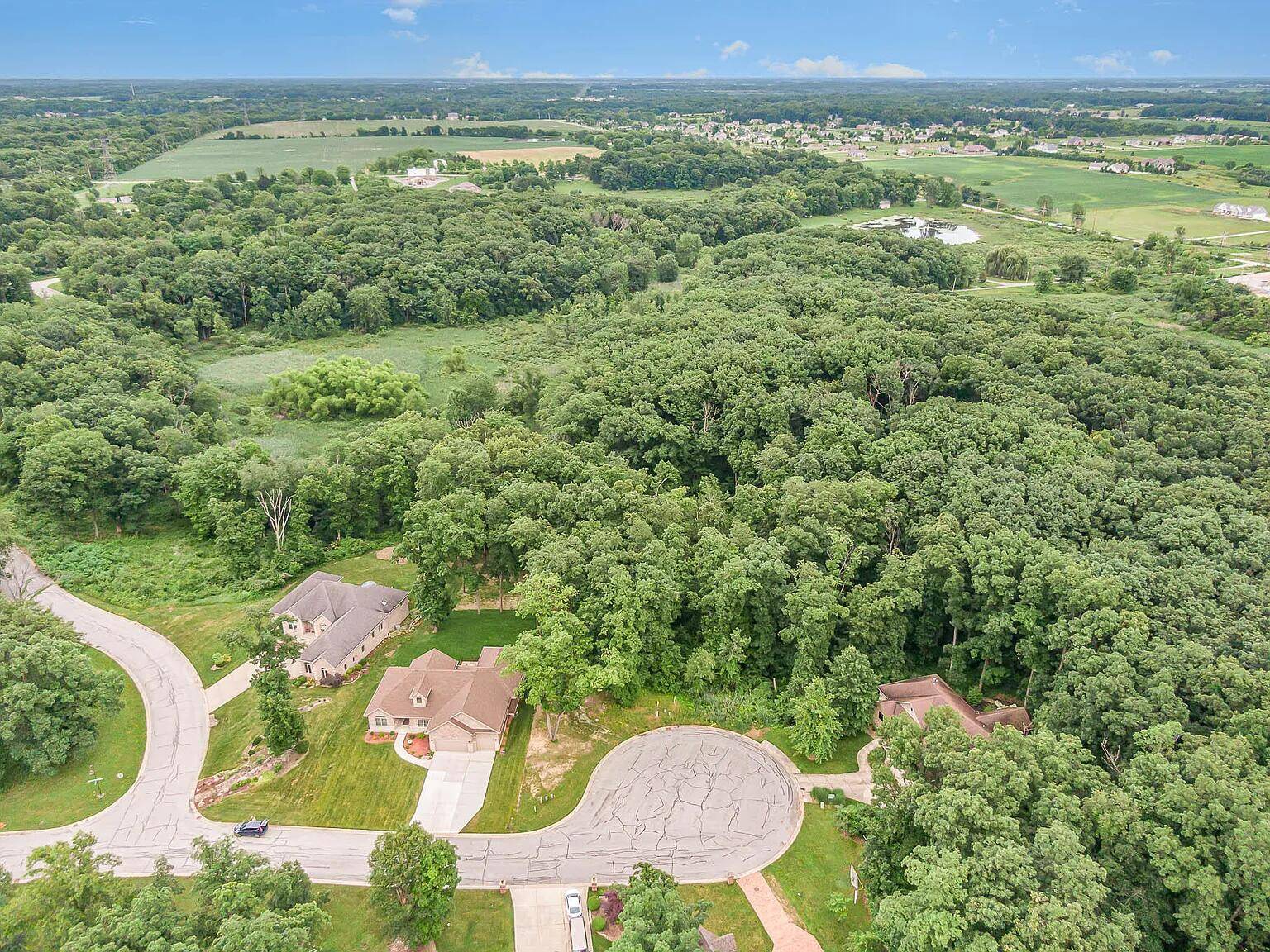 81 Morena Terrace, Crown Point, IN 46307