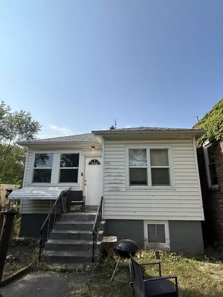 815 W 25th Avenue, Gary, IN 46407