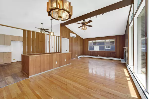 Gary, IN 46403,8234 Hickory Avenue