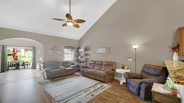 Hobart, IN 46342,1570 E 56th Place