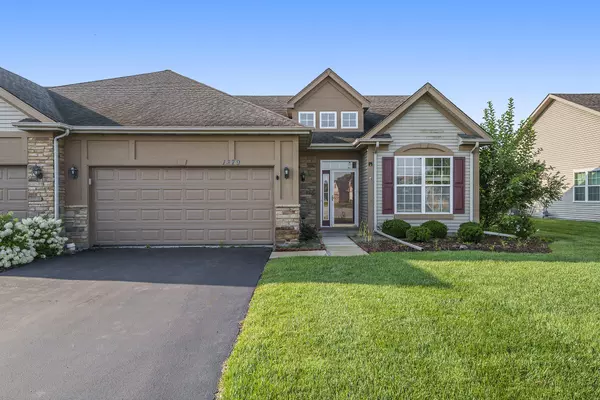 1379 Charlevoix Way, Schererville, IN 46375