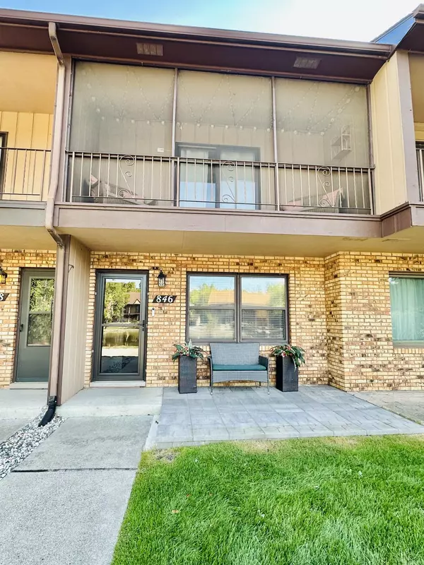 846 Jordan Circle,  Schererville,  IN 46375