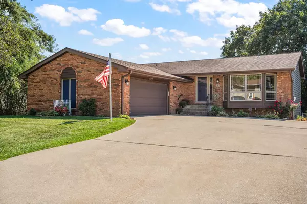 1327 Brandywine Road, Crown Point, IN 46307