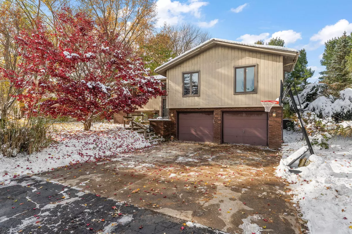 Chesterton, IN 46304,1034 N 350 E