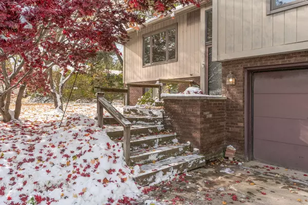 Chesterton, IN 46304,1034 N 350 E