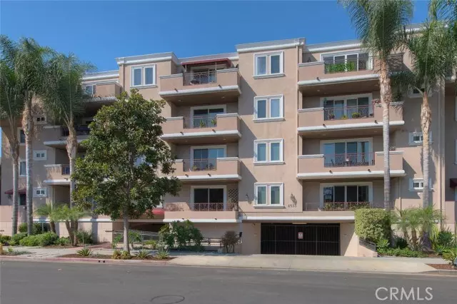 4533 Vista Del Monte AVE 403, Sherman Oaks, CA 91403