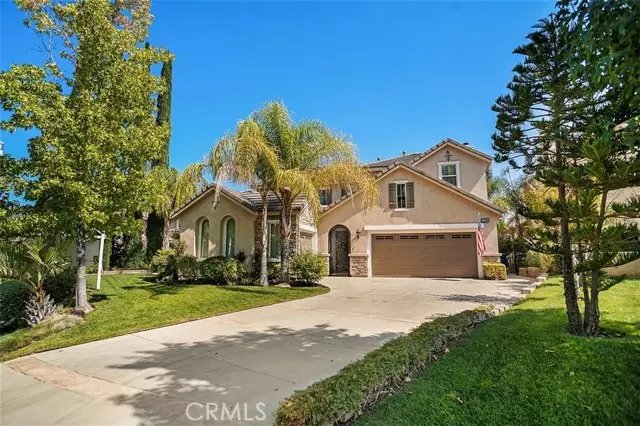 21968 Mikhail ST, Saugus, CA 91390