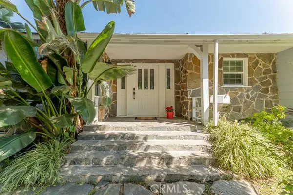 Studio City, CA 91604,3854 Vineland AVE