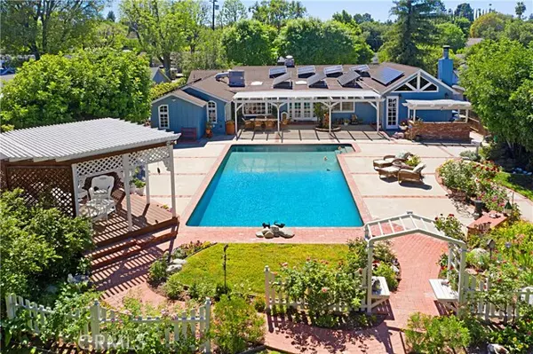 5810 Oakdale AVE, Woodland Hills, CA 91367