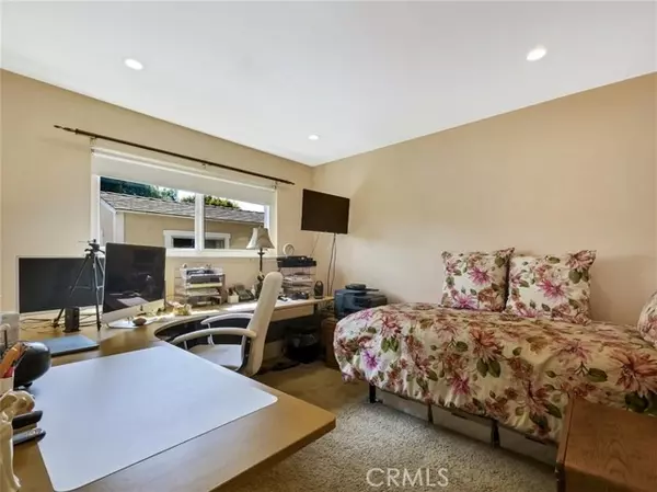 West Hills, CA 91307,7244 Kentland AVE