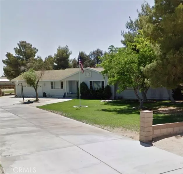 2150 W Avenue L8, Lancaster, CA 93536