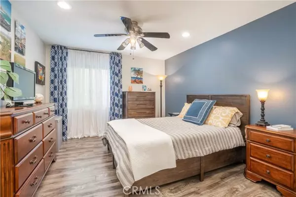 Encino, CA 91316,5460 White Oak AVE A223