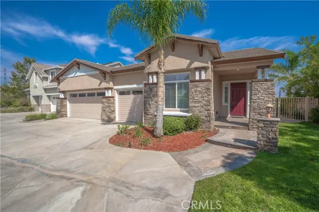 28416 Incline LN, Saugus, CA 91390