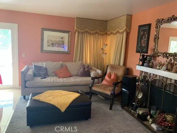 Castaic, CA 91384,28638 Forest Meadow PL