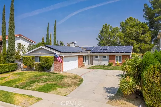 26400 Fairgate AVE, Newhall, CA 91321