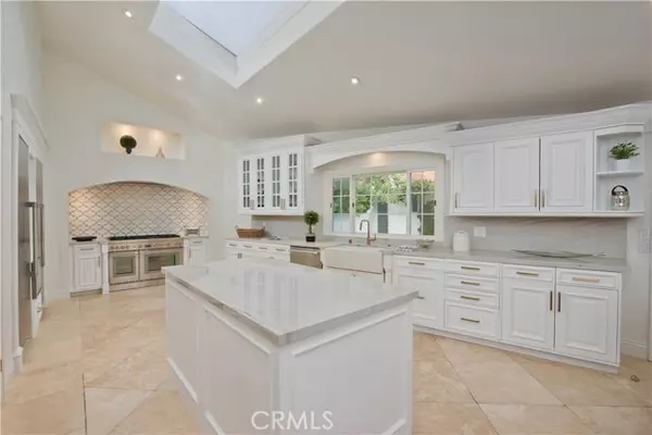 Encino, CA 91436,3718 Hayvenhurst AVE