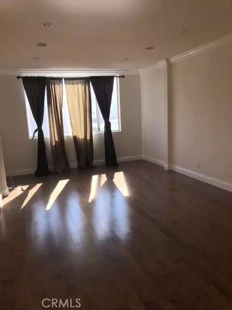 Encino, CA 91316,5429 N Newcastle AVE 313