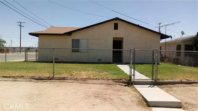 2772 Desert ST, Rosamond, CA 93560