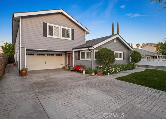 5080 Avenida Oriente, Tarzana, CA 91356