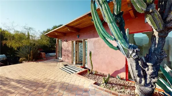 Topanga, CA 90290,1630 Old Topanga Canyon RD