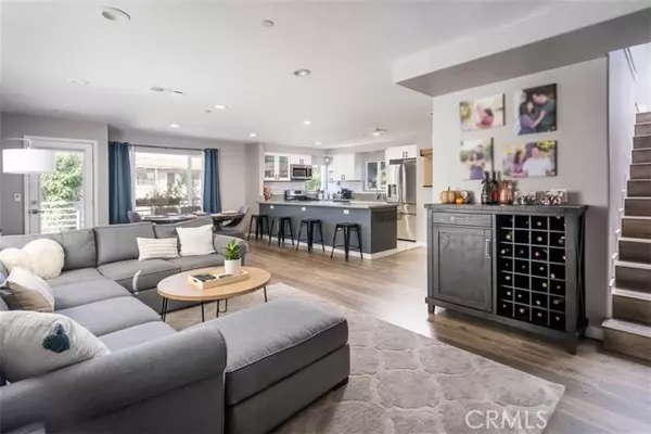 Van Nuys, CA 91405,14327 Irma WAY