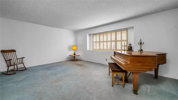 Encino, CA 91316,17003 Rancho ST