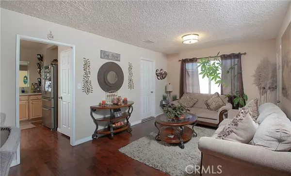 Quartz Hill, CA 93536,5146 Columbia WAY