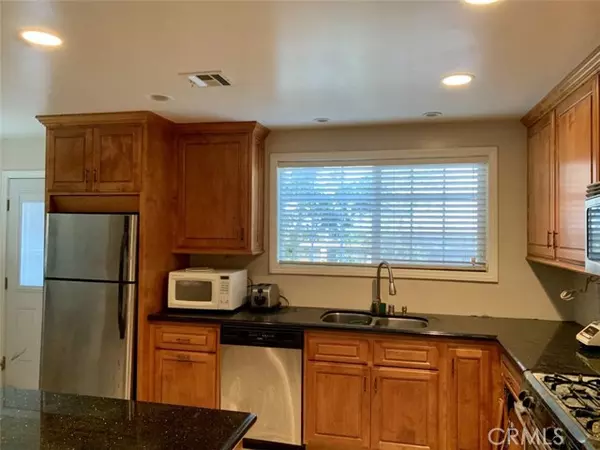 West Hills, CA 91307,6823 Sale AVE