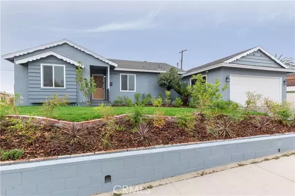 Pacoima, CA 91331,12366 Glamis ST