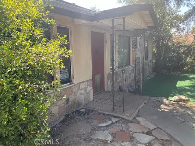 6910 Day ST, Tujunga, CA 91042