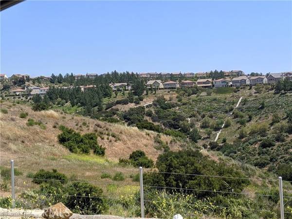 90 COYA TRL, Chatsworth, CA 91311