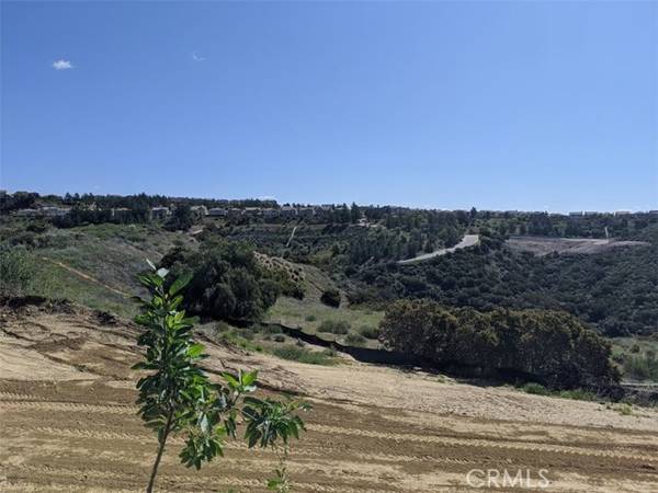 40 COYA TRL, Chatsworth, CA 91311