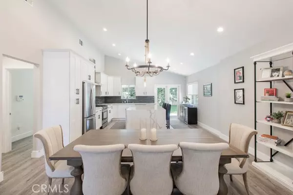 Encino, CA 91316,17952 Califa ST