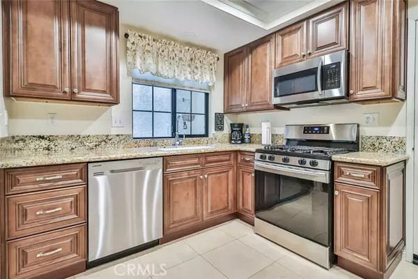 Simi Valley, CA 93065,386 Country Club DR B