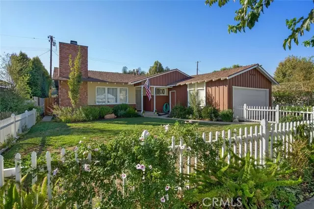 7453 McLennan AVE, Lake Balboa, CA 91406