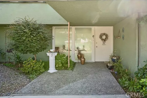 Northridge, CA 91325,17312 Dearborn ST