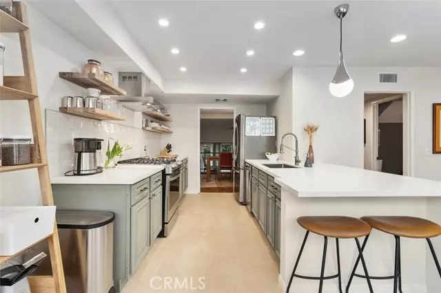 4243 Colfax AVE C, Studio City, CA 91604