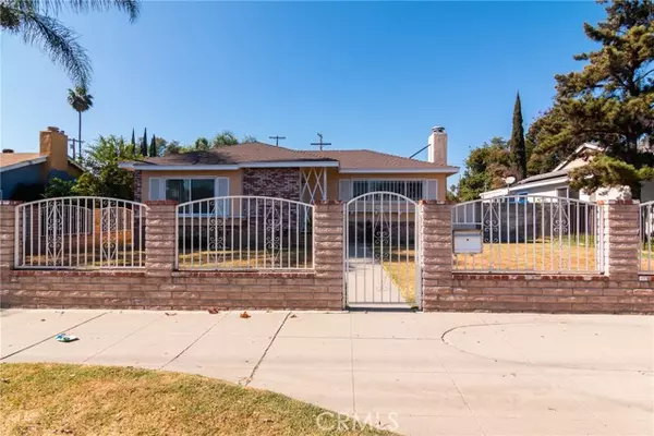 Canoga Park, CA 91304,7617 De Soto AVE