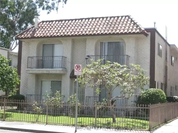 Toluca Lake, CA 91602,10836 Camarillo ST