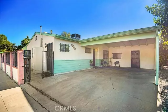 8244 Zelzah AVE, Reseda, CA 91335